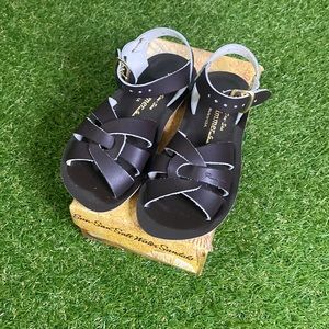 Hoy Shoes Swimmer Sandals Size 11 Kids Brand New